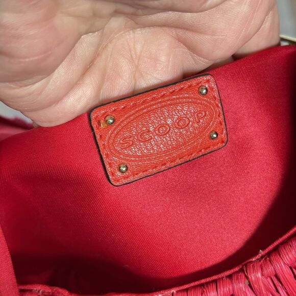 SCOOP Red Basket Handbag Round Woven Purse With Decorative Scarf - Picture 4 of 8